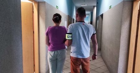 "Opiekowała się" synem. Była kompletnie pijana
