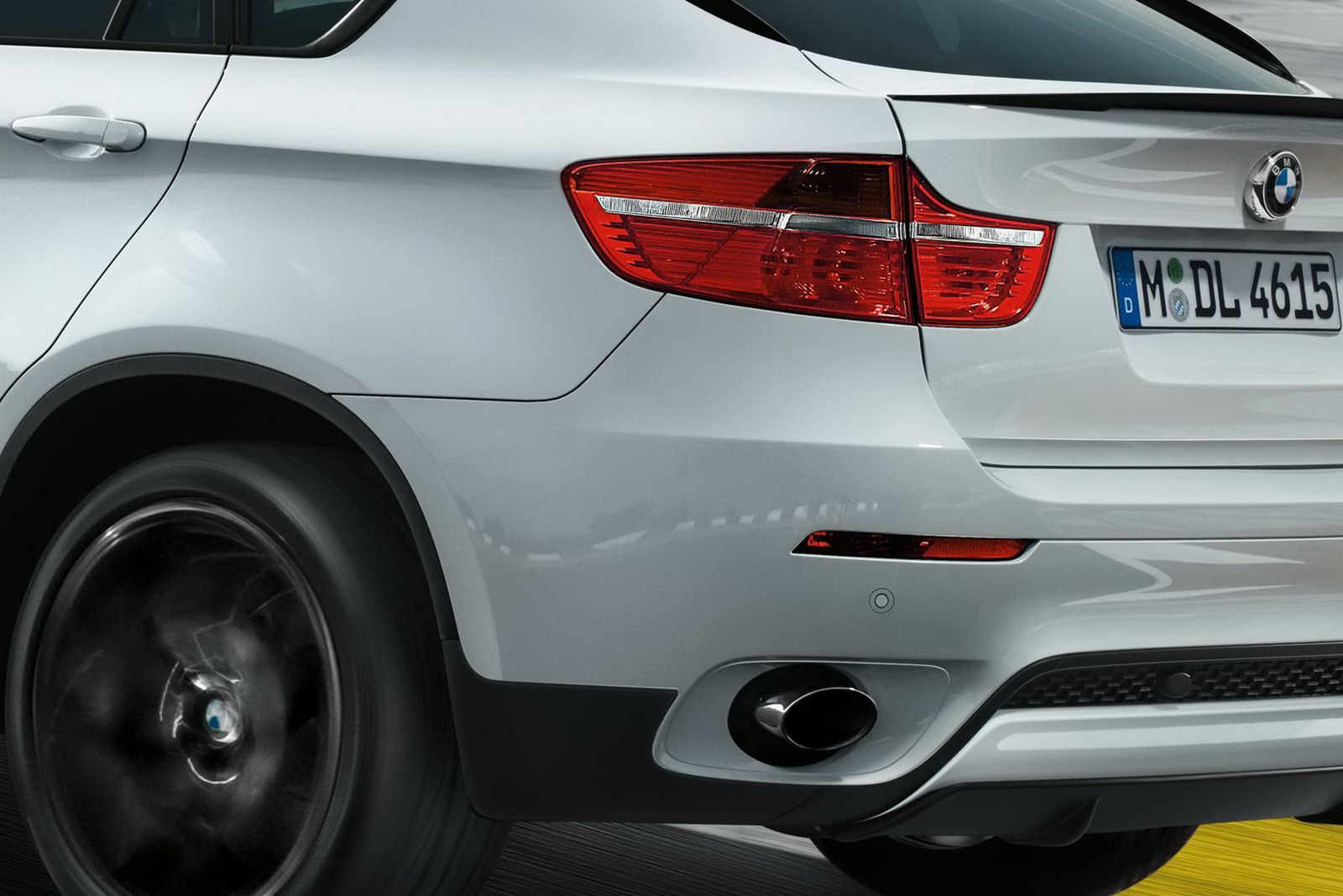 BMW X6 układ wydechowy