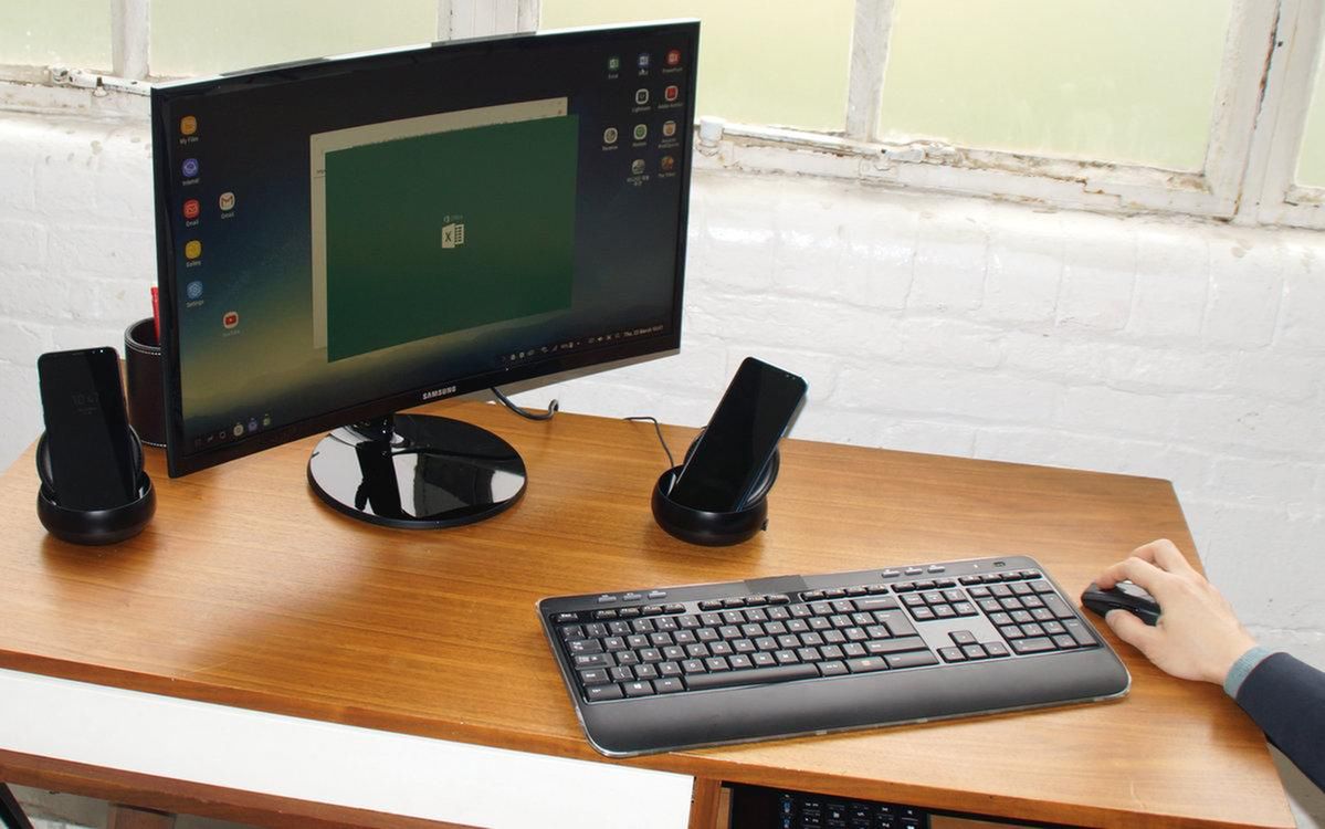 Samsung DeX, czyli smartfon jako komputer. To rozwiązanie lepsze niż myślałem, ale gorsze niż powinno 1