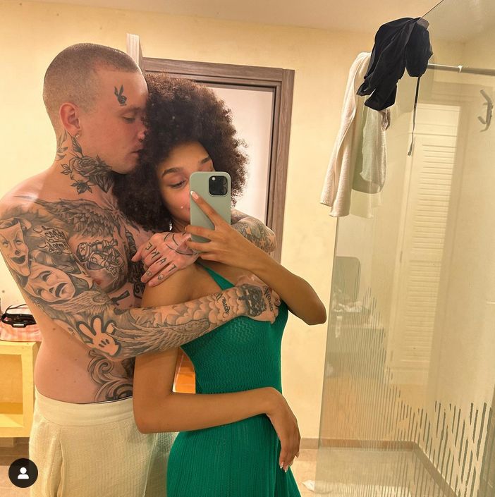 Smolasty i Nicole 
