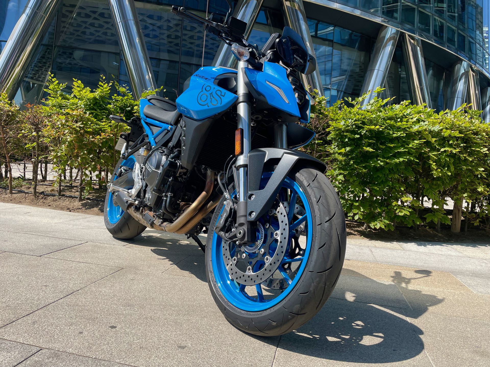 Suzuki GSX-8S