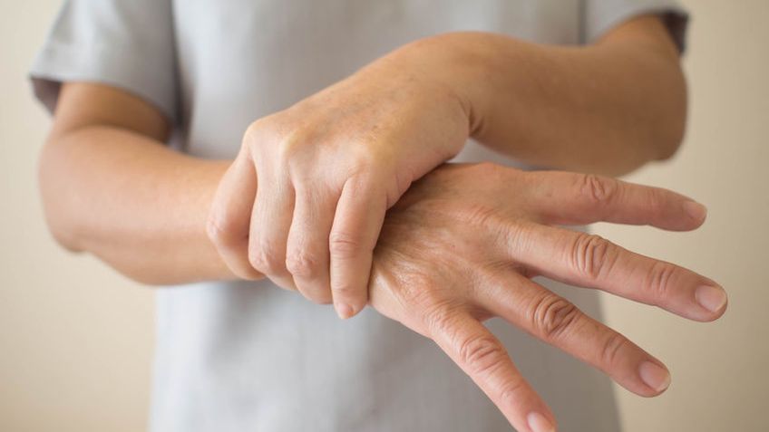 Dlaczego palce puchną?