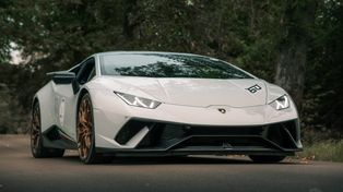 Przejazdy Lamborghini, Ferrari, McLaren i innymi sportowymi autami podczas Dni Chełma