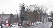 Malbork: Ściana przy ul. Armii Krajowej została rozebrana. Stało się prawie rok po rozbiórce domu