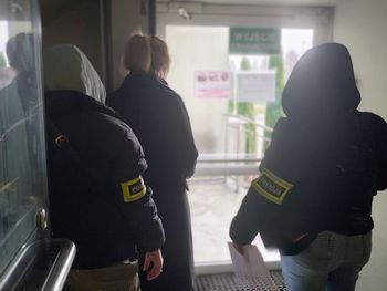 Opoczno: Cztery kasjerki okradały sklep, w którym pracowały. Miały patent na robienie "darmowych" zakupów