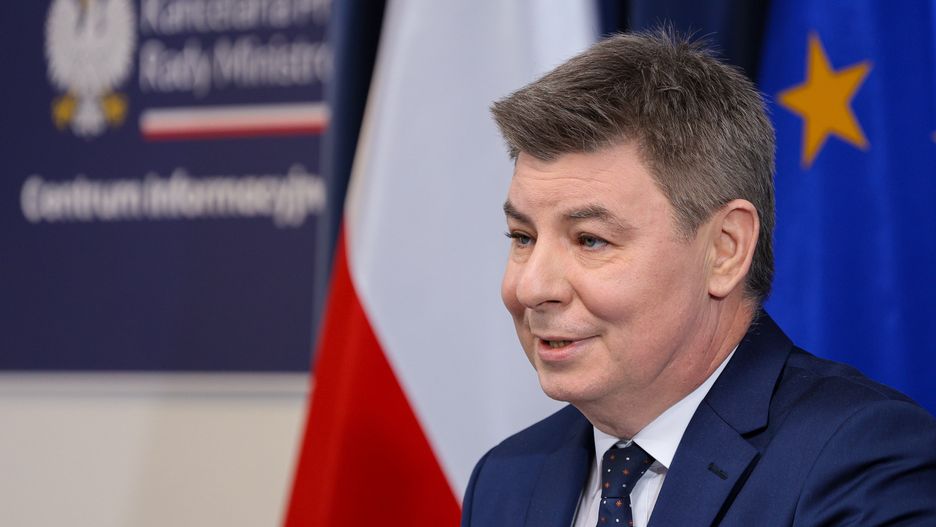 Jan Grabiec
Warszawa, 21.12.2023. Szef Kancelarii Prezesa Rady Ministr�w Jan Grabiec na konferencji prasowej w KPRM w Warszawie, 21 bm. Konferencja dotyczy�a zmian w mediach publicznych. (ad) PAP/Pawe� Supernak
Pawe� Supernak
konferencja, KPRM, media publiczne, prasowa, cz�onek Rady Ministr�w, minister, nowy �ad w mediach publicznych, polityk, polityka, zmiany w mediach