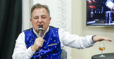 Tak wygląda żona Roberta Makłowicza. Internauci zaskoczeni