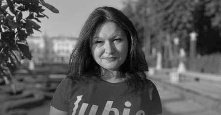 To była nagła śmierć. Justyna osierociła trzy córki