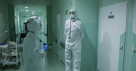 Rząd ściąga lekarzy z zagranicy. W tym roku liczy na 500 zgłoszeń. To kropla w morzu potrzeb