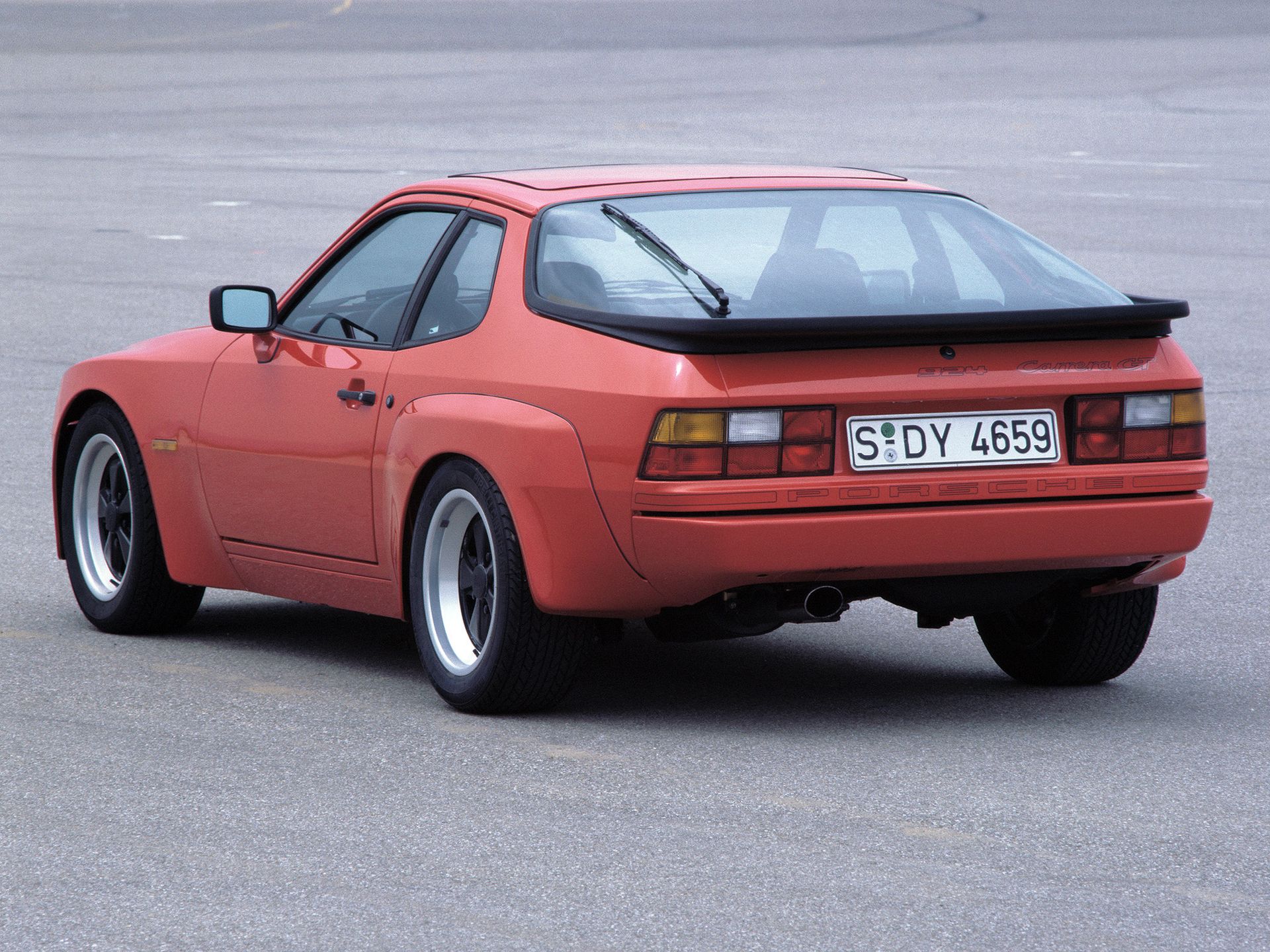 Porsche 924 4