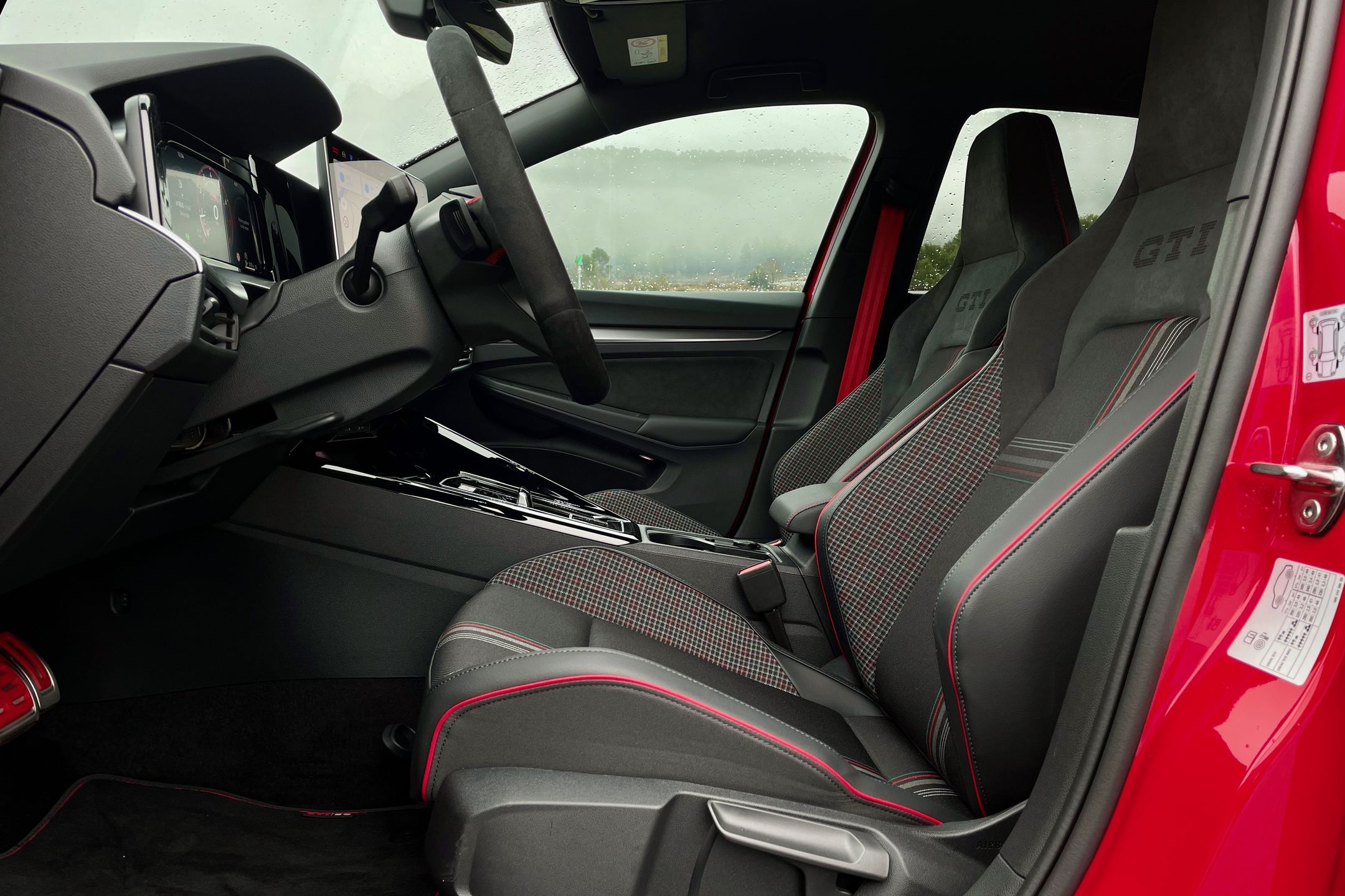 Volkswagen Golf GTI Edition 50