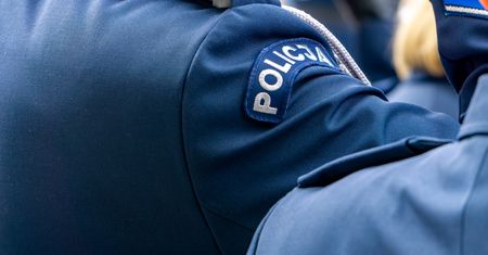 Wystrzał z broni myśliwskiej w komendzie w Radomiu. Jest decyzja ws. byłego policjanta
