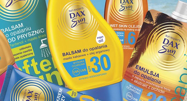 „Słońce pod kontrolą” w kampanii kosmetyków Dax Sun