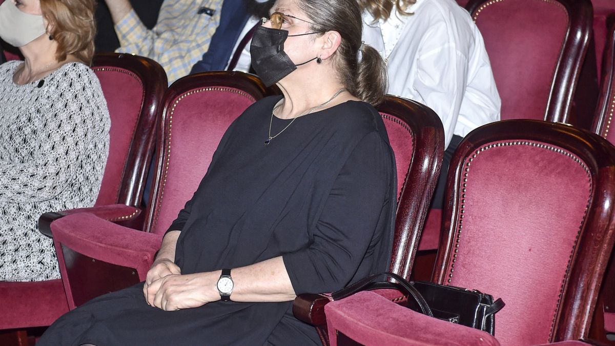 Krystyna Pawłowicz w małej czarnej