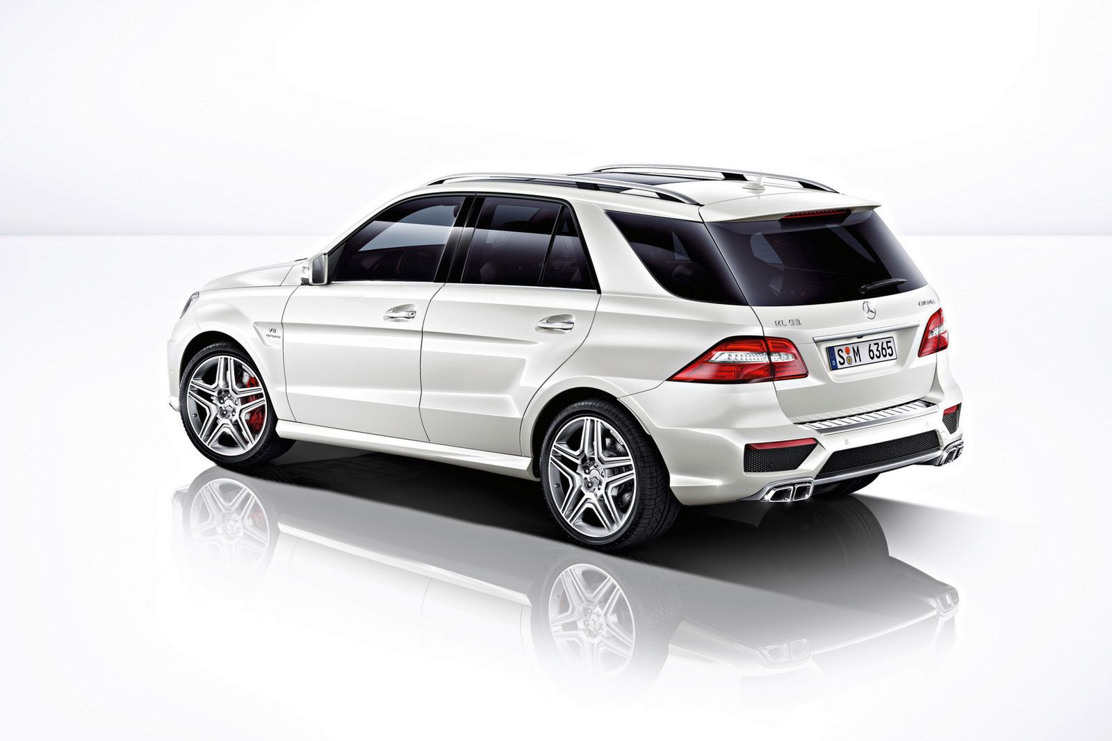 2012 Mercedes-Benz ML63 AMG