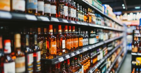 Hit stoisk z alkoholem. Polacy kupują go coraz częściej