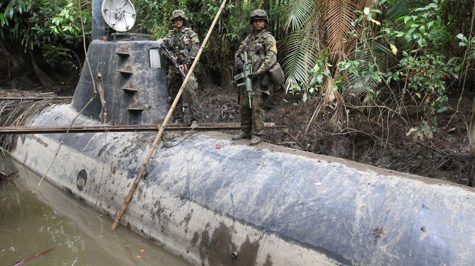 Jak przemycić 8 ton kokainy? Pod wodą! 1