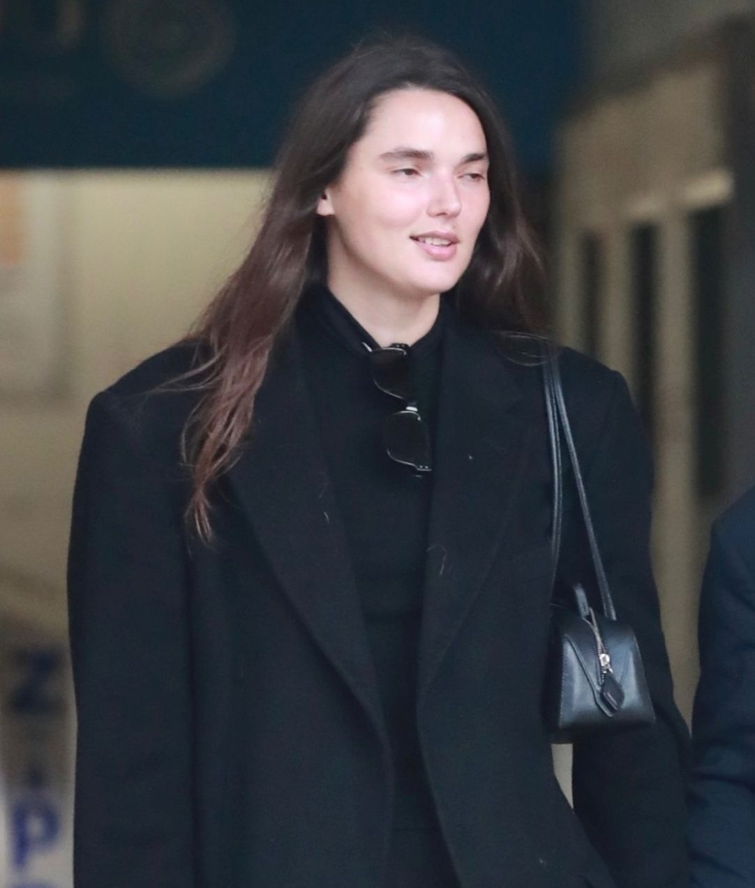 Sean Penn na zakupach z młodszą partnerką