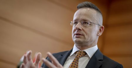 "Nie mają sensu". Węgierski minister krytykuje kolejne sankcje wobec Rosji