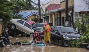 Już ponad 100 zabitych na Filipinach po przejściu tajfunu Kalmaegi