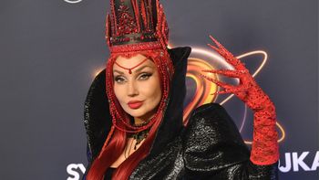 Cleo zaszalała na sylwestra. Stylówka niczym drapieżna diablica