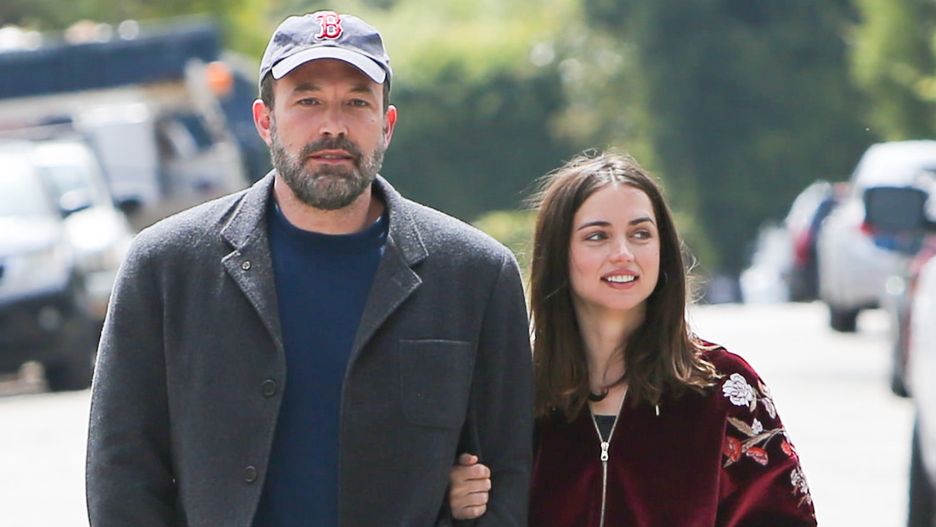 Ben Affleck i Ana de Armas na spacerze