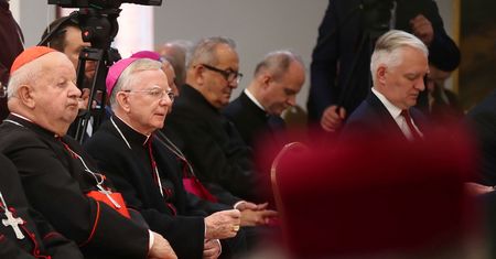 Don Stanislao. Jarosław Gowin: trafialiśmy na mur w Watykanie. Oskarża Dziwisza