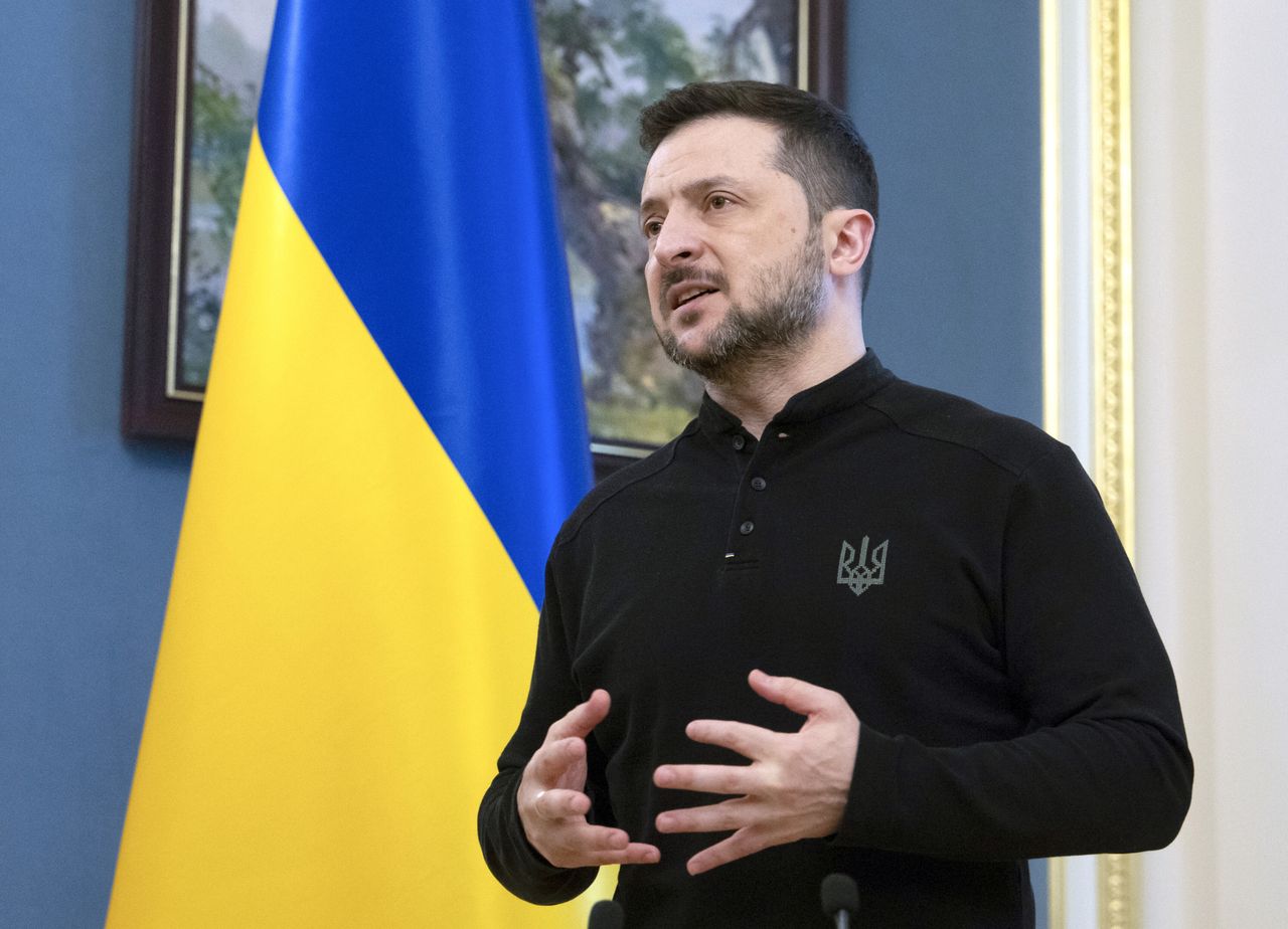 Zelensky left the USA