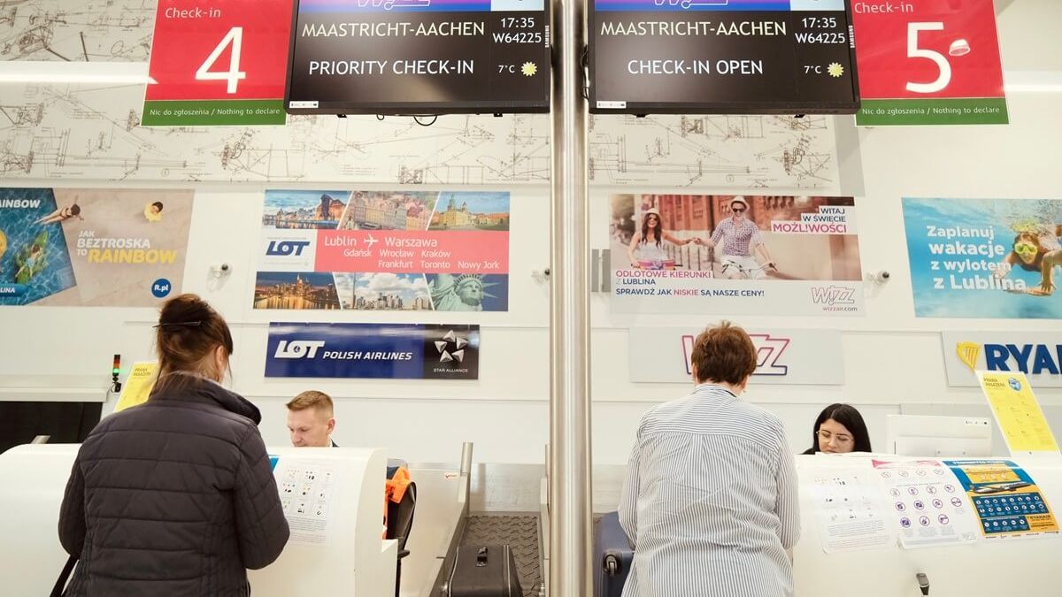 Inauguracja lotów z Lublina do Maastricht