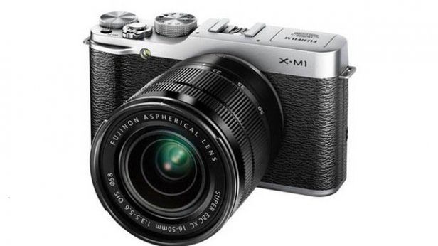 Fuji X-M1 - najmniejszy i najtańszy bezlusterkowiec tej marki 1