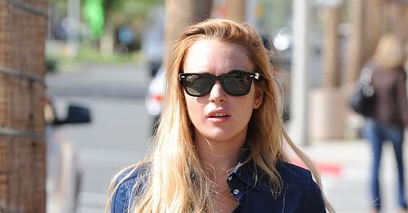 Lindsay Lohan prześladuje fotograf-psychofan!