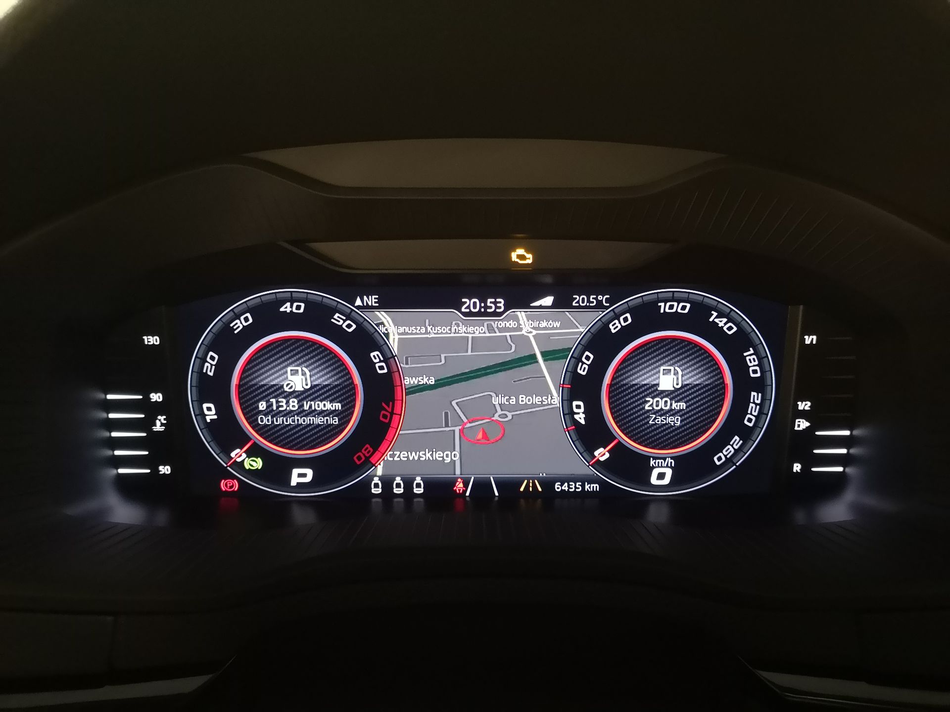 Skoda Karoq: Adaptacyjne zawieszenie, audio Canton i (prawie) zdalny dostęp do auta 3