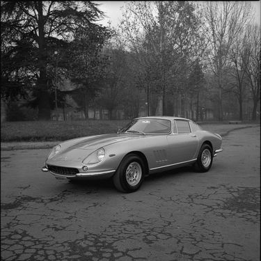 Ferrari 275 GTB4 Steve'a McQueena