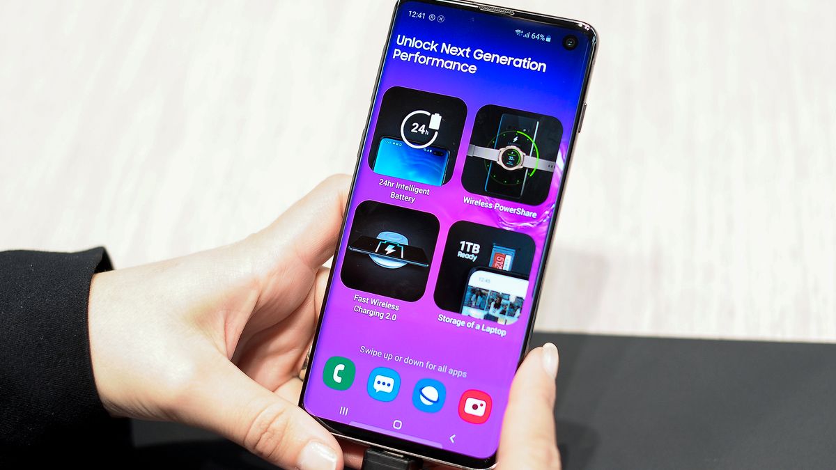 Samsung Galaxy S10 miewa problemy po aktualizacji (Getty Images)