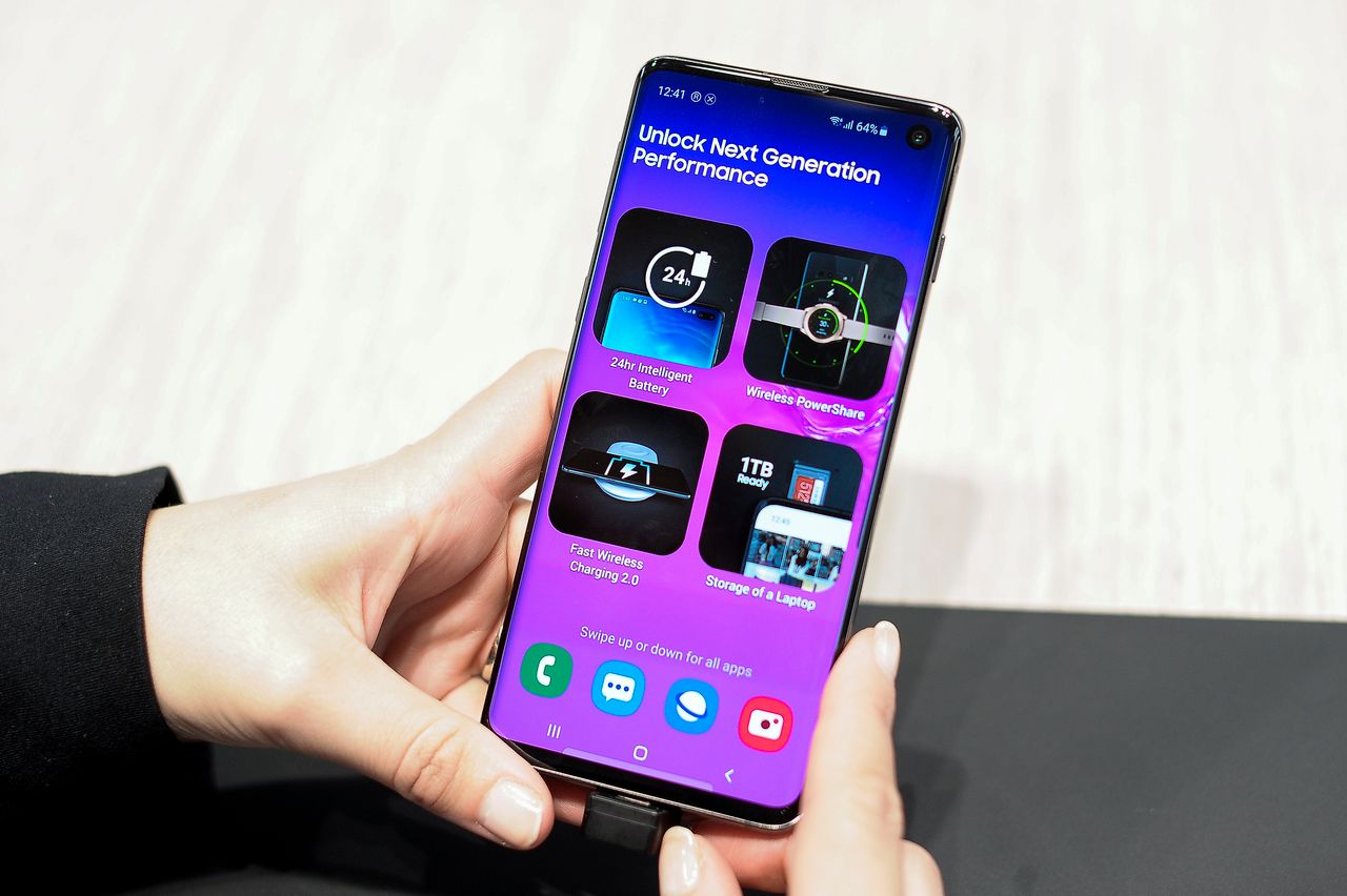 Samsung Galaxy S10 miewa problemy po aktualizacji (Getty Images)