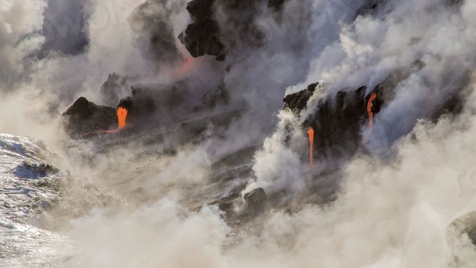 Powstanie nowego lądu na Pacyfiku towarzyszyła seria wulkanicznych erupcji
