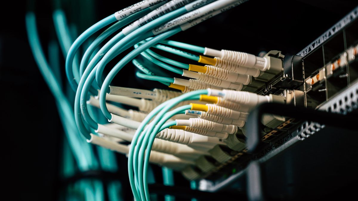 Przełącznik światłowodowy