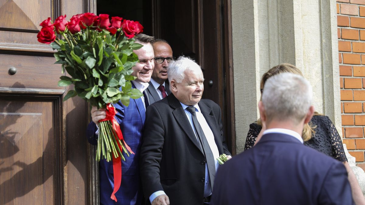 Jarosław Kaczyński zachorował. Powoli wraca jednak do zdrowia