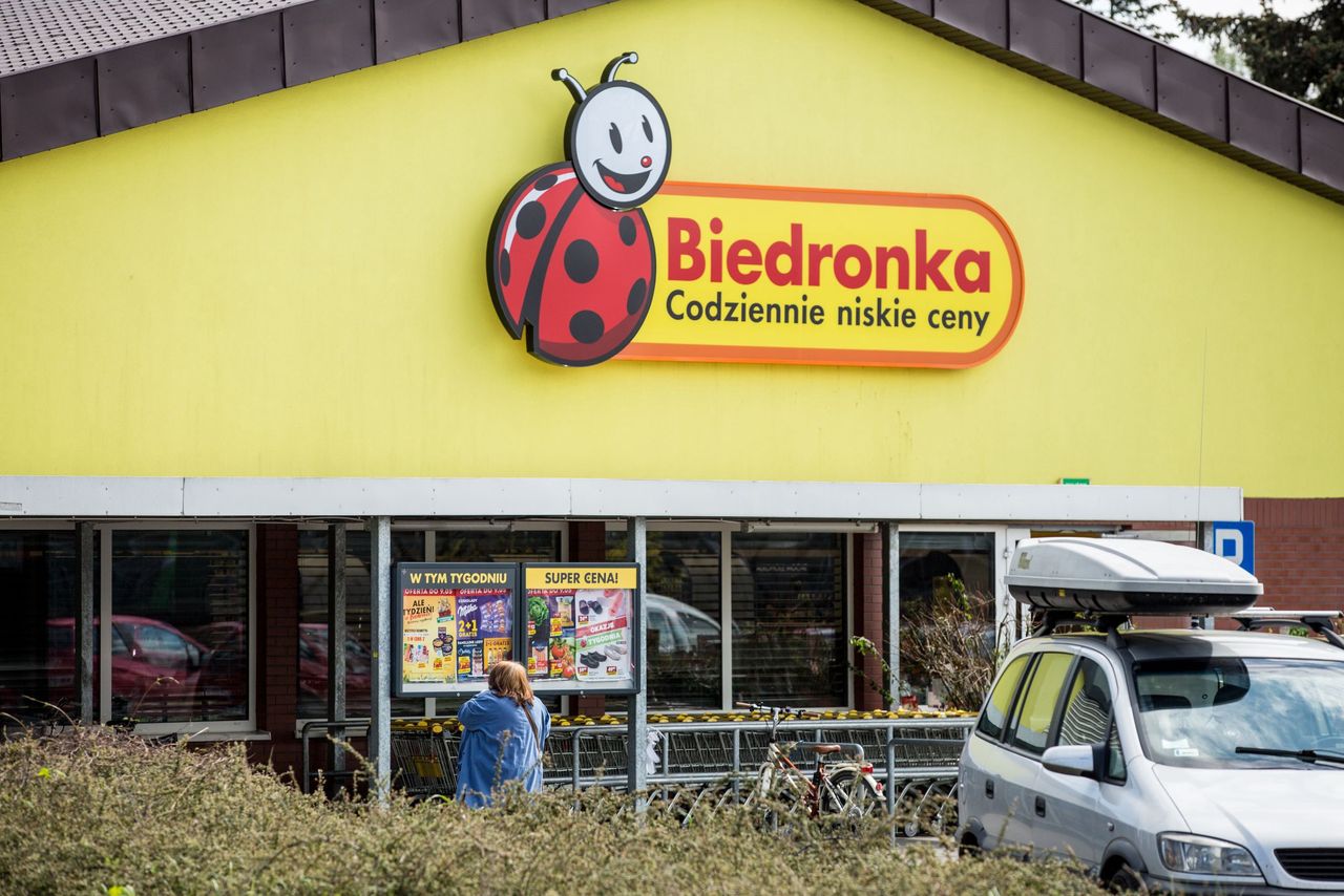 Najpierw test alkomatem, potem praca. Biedronka sprawdzi zatrudnionych