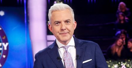 Hubert Urbański zaskoczył METAMORFOZĄ. Prowadzący "Milionerów" zmienił się nie do poznania (FOTO)