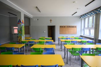 Czy prace domowe wrócą do szkół? Polacy na "tak"