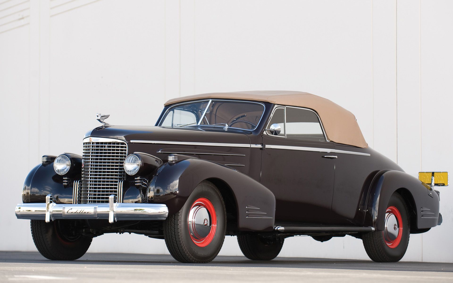 Cadillac V16 Series 90 Convertible Coupe