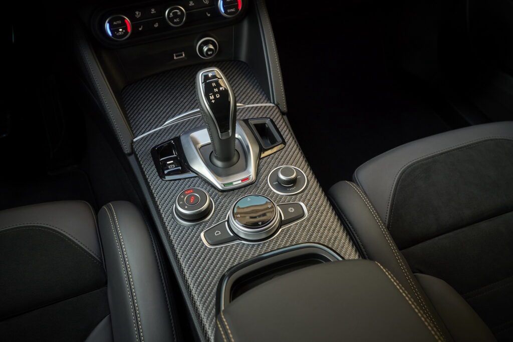 Alfa Romeo Giulia i Stelvio Quadrifoglio