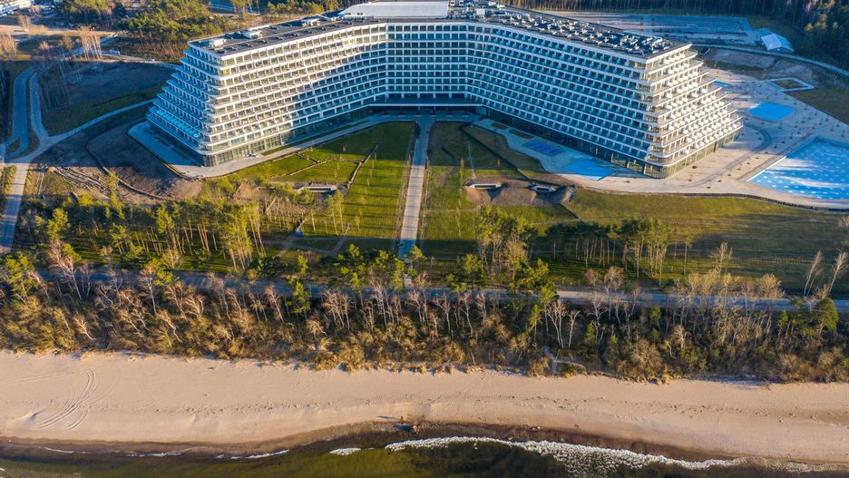 Hotel Gołębiewski w Pobierowie (zdjęcia z marca 2025 roku)