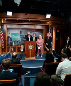 Shutdown w USA. Setki tysięcy urzędników na przymusowych urlopach