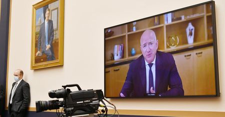 Ujawniono maile Jeffa Bezosa i innych z wielkiej czwórki. To kopalnia ciekawostek