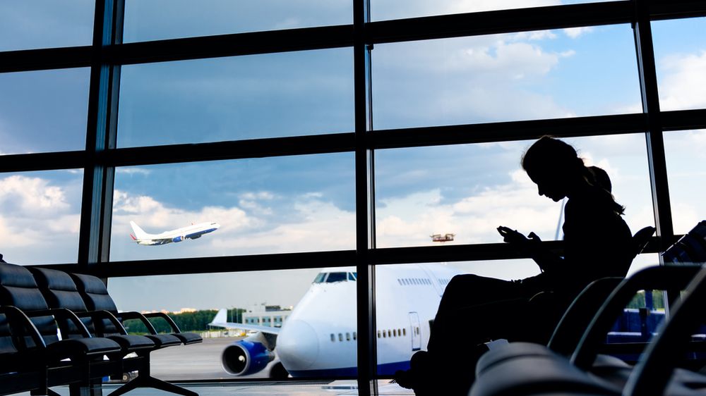 Loguj się na lotnisku i zdobywaj dodatkowe punkty! Recenzja Jets 1