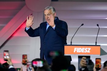 Orban uznaje zwycięstwo opozycji. "Wyniki są bolesne, ale też jednoznaczne"