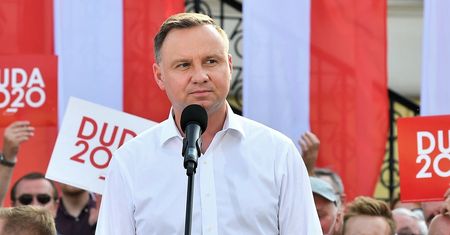 Wybory 2020. Słowa Andrzeja Dudy o LGBT szeroko komentowane. "Wojna ideologiczna"