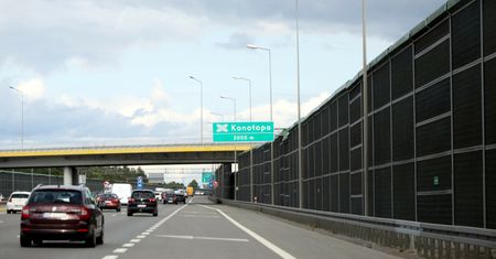 Karambol na S2 w Warszawie. Utrudnienia w ruchu
